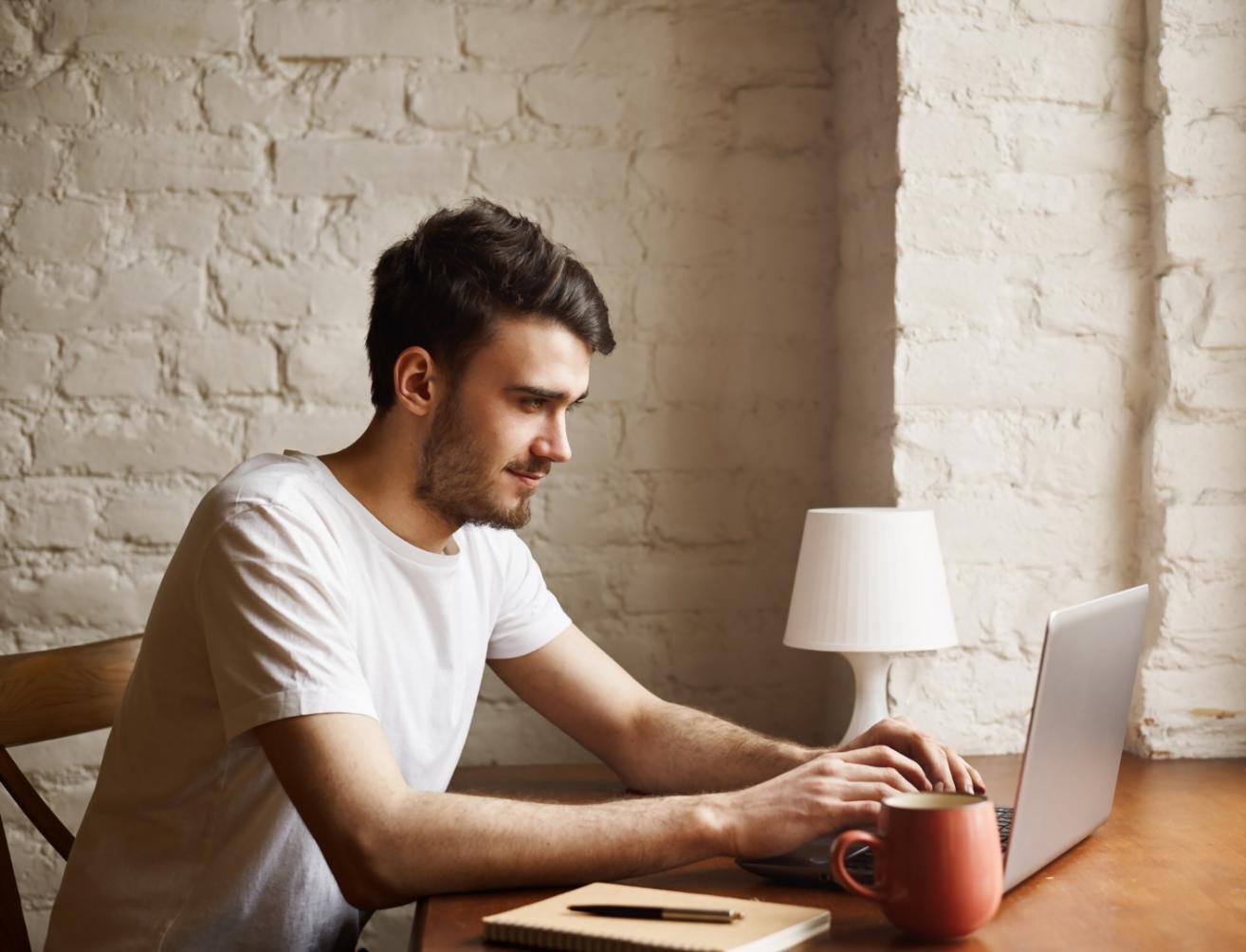 Flexible Lernumgebung mit verschiedenen Schulungsformaten